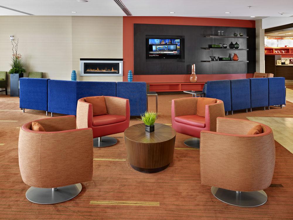 Courtyard By Marriott Edmonton West Exterior foto