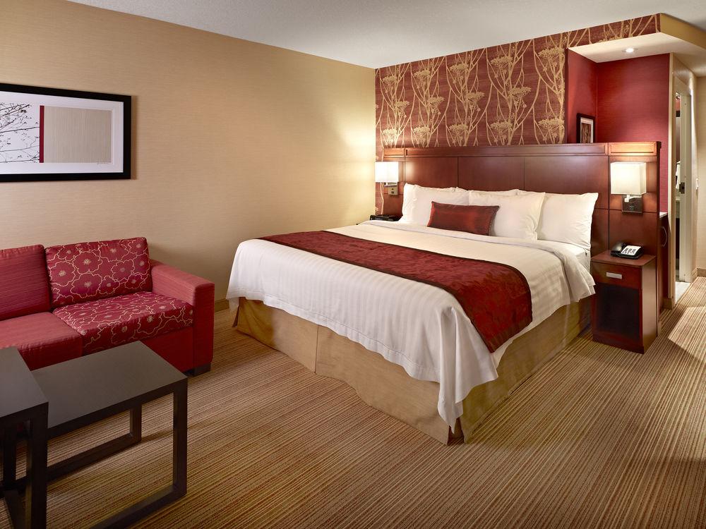 Courtyard By Marriott Edmonton West Exterior foto