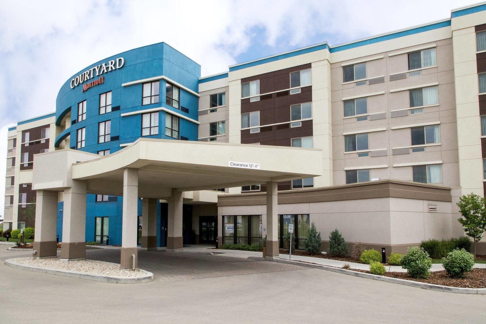Courtyard By Marriott Edmonton West Exterior foto